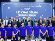ĐH Việt - Pháp đặt tên niên khóa theo các danh nhân khoa học của hai nước